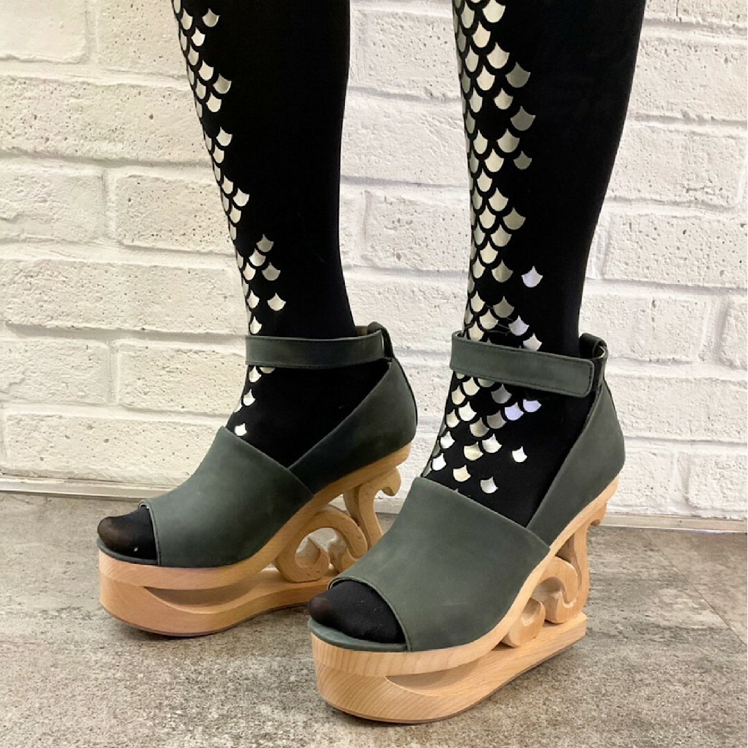 【美品】Jeffrey Campbell スケートヒール ストラップ付サンダル