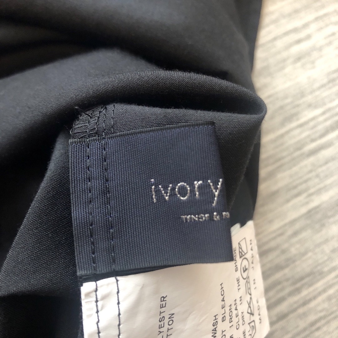 ivory court(アイボリーコート)のivory court  レディース黒色トップス/チュニック レディースのトップス(チュニック)の商品写真