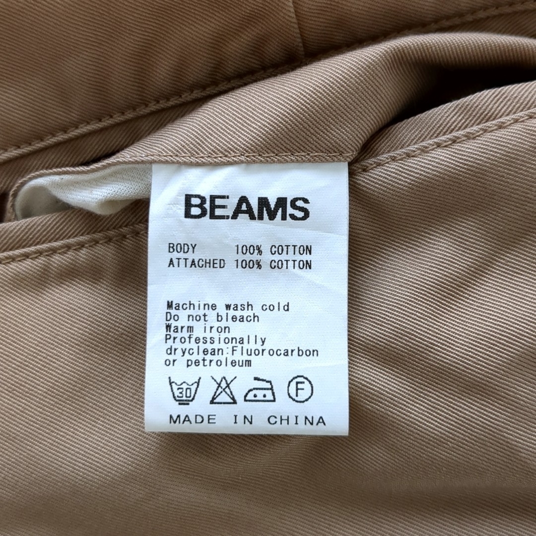 BEAMSハーフパンツ　メンズ　M　ベージュ メンズのパンツ(ショートパンツ)の商品写真