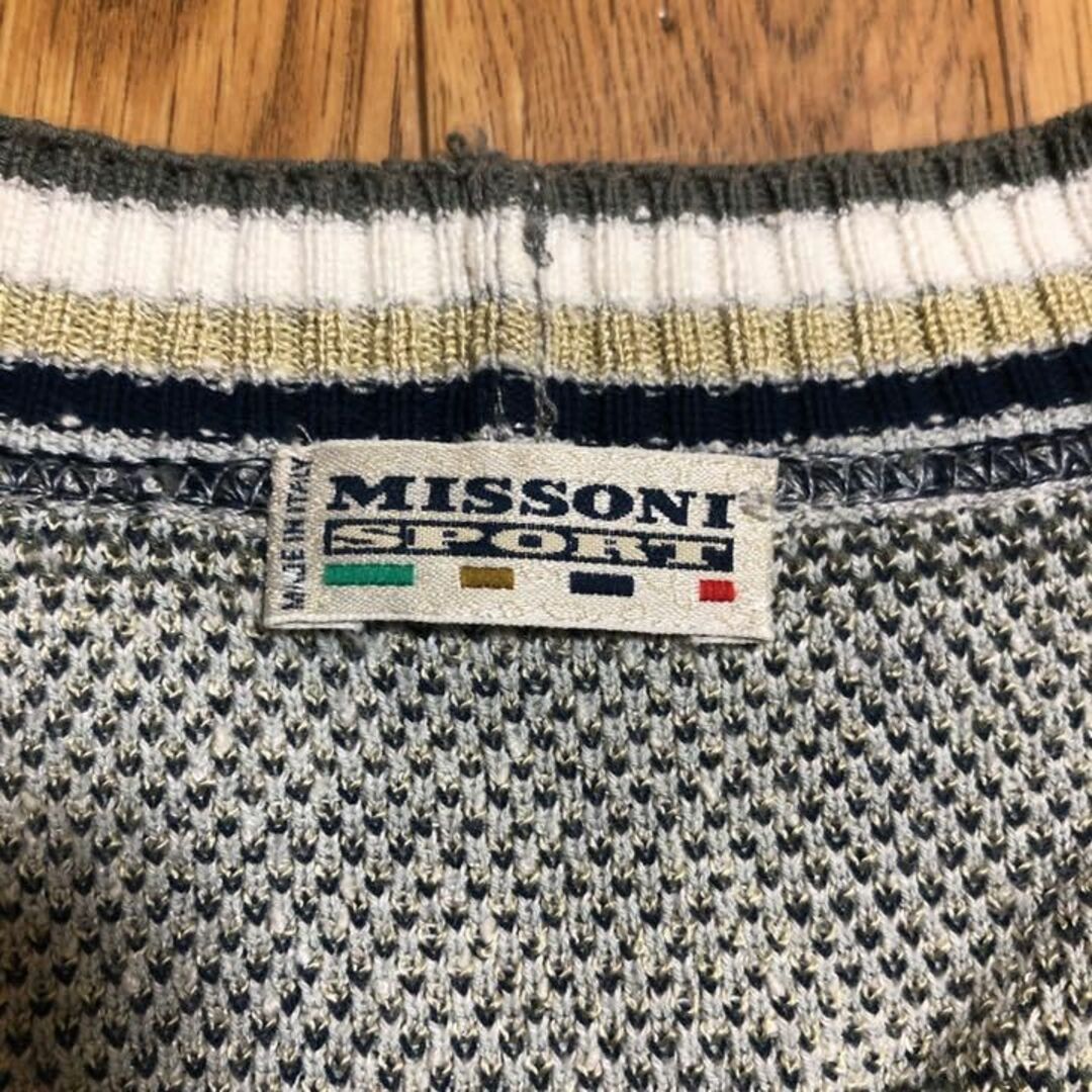 MISSONI(ミッソーニ)のイタリア製 MISSONI SPORT レーヨン ニット ベスト 総柄 グレー系 メンズのトップス(ベスト)の商品写真