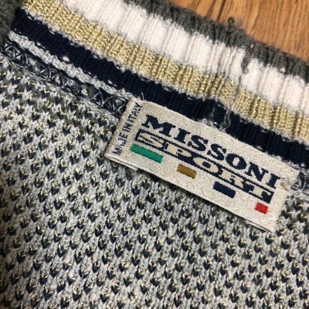 MISSONI(ミッソーニ)のイタリア製 MISSONI SPORT レーヨン ニット ベスト 総柄 グレー系 メンズのトップス(ベスト)の商品写真