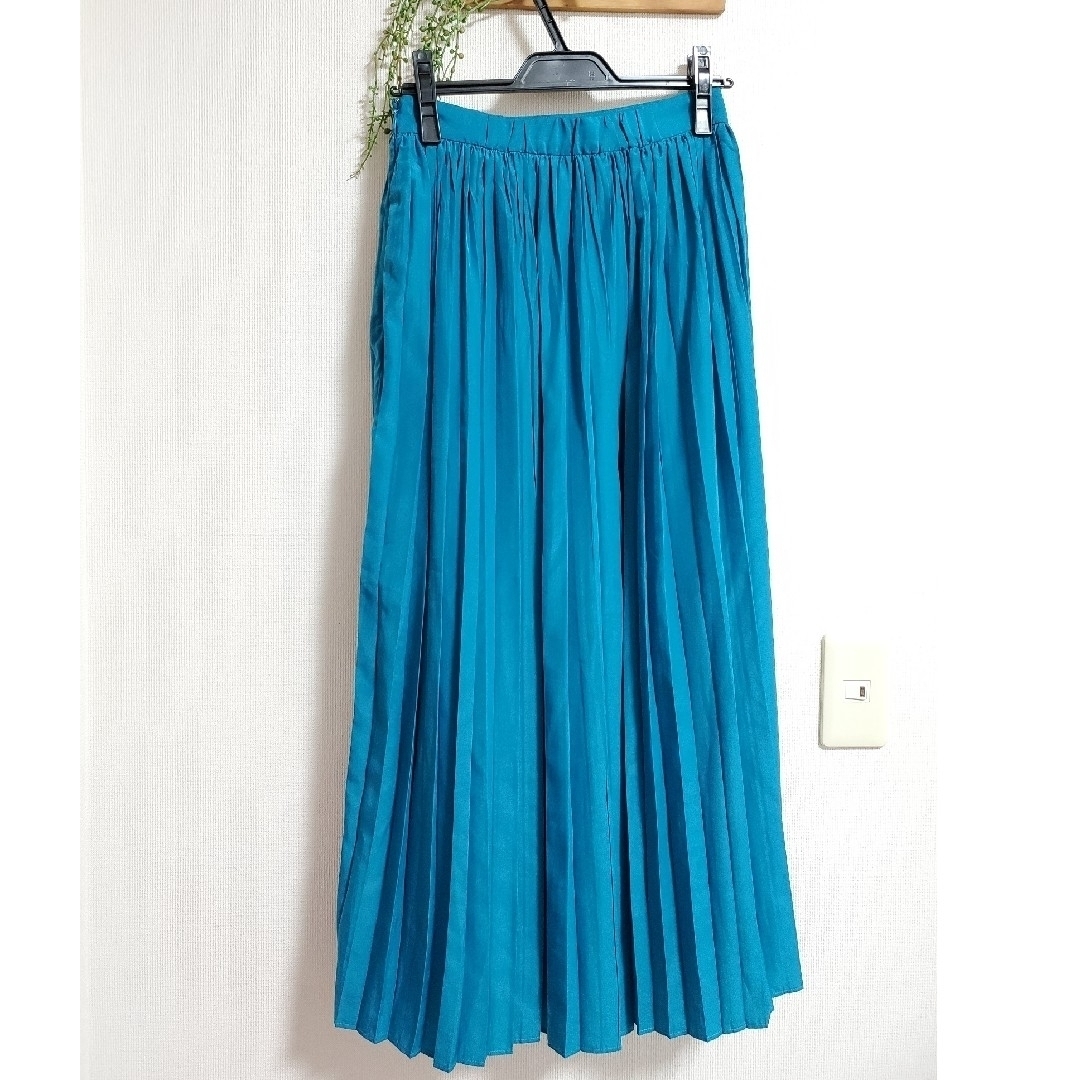 ROSE BUD(ローズバッド)のプリーツロングスカート レディースのスカート(ロングスカート)の商品写真