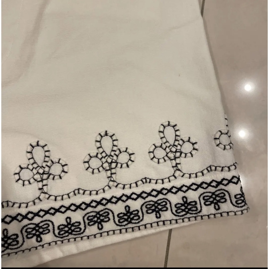 ZARA ZARA 刺繍 ショートパンツの通販 by らん|ザラならラクマ ZARA ザラ 刺繍 パンツ ブラック XS