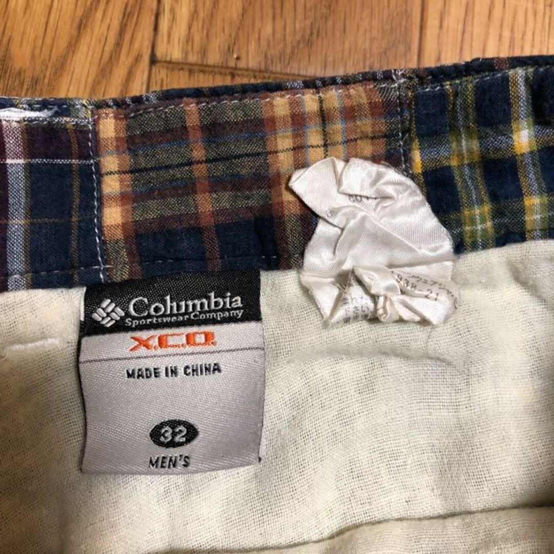 Columbia(コロンビア)のColombia パッチワーク ハーフパンツ チェック 紺 緑 黄色 32 メンズのパンツ(ショートパンツ)の商品写真