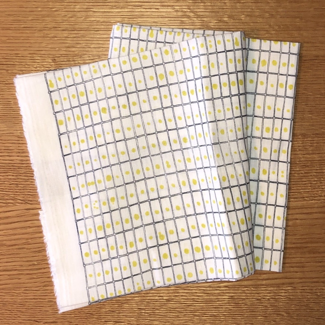 ミナペルホネン fabric「rain sample」生地幅110㎝×44㎝