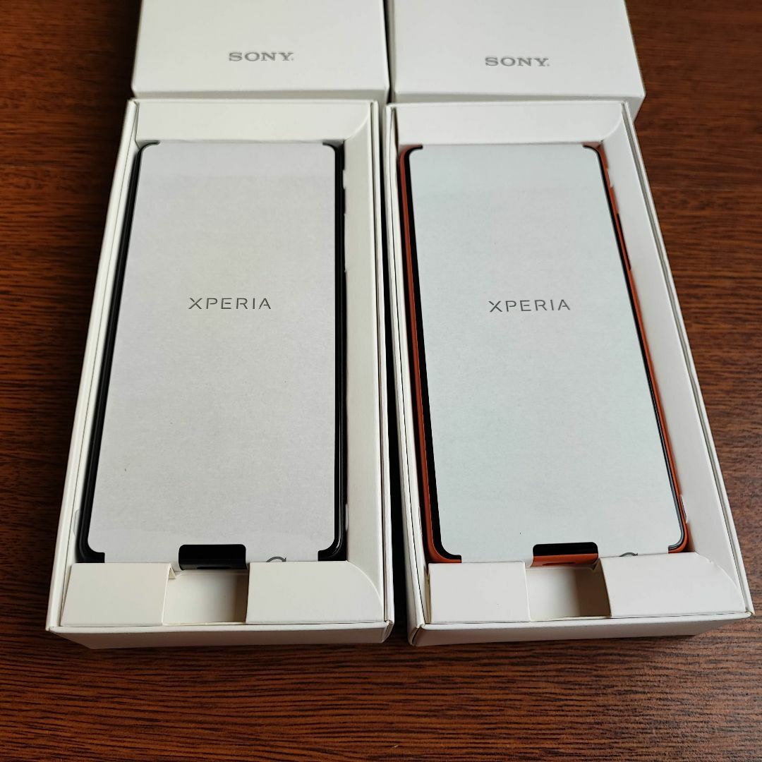 新品 Xperia Ace III  A203SO ブラック オレンジ 1