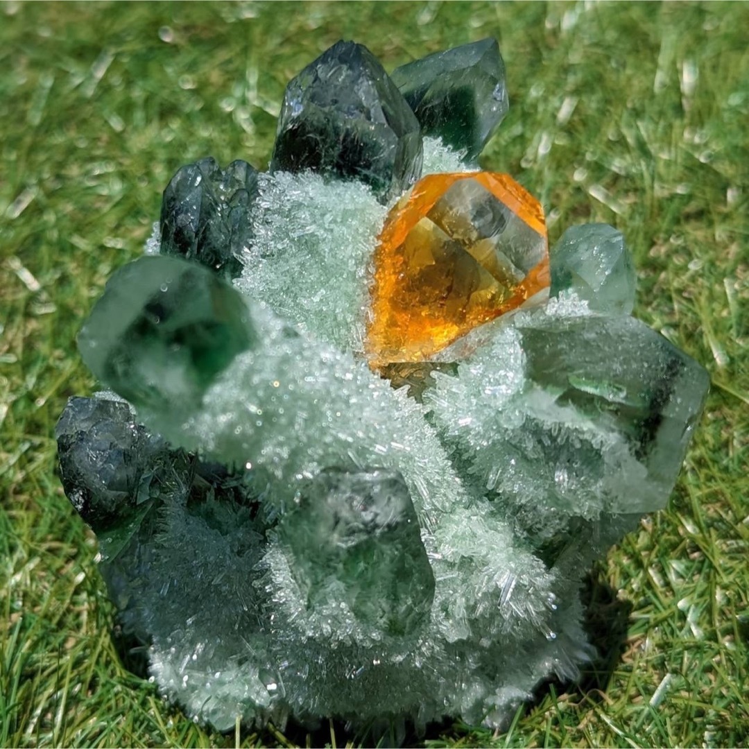 庭園水晶　幽霊水晶　ガーデンクォーツ　ファントムクォーツ　パワーストーン　天然石
