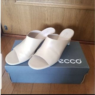 エコー(ECCO)のecco　ベージュ　サンダル　ミュール　38サイズ(サンダル)