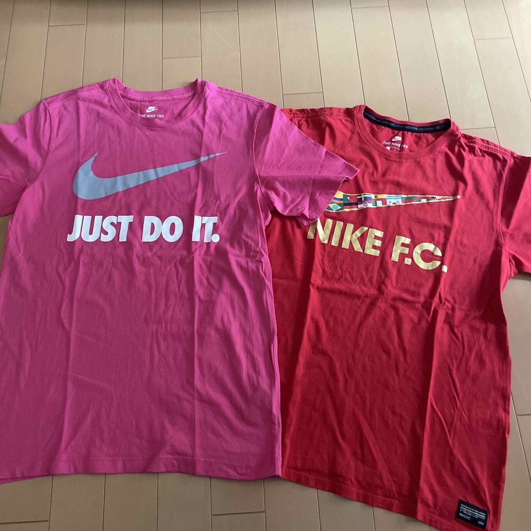 NIKE(ナイキ)のナイキTシャツ2枚セット スポーツ/アウトドアのサッカー/フットサル(ウェア)の商品写真