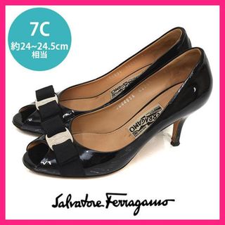 サルヴァトーレフェラガモ(Salvatore Ferragamo)のフェラガモ ヴァラリボン オープントゥ パンプス 7C(約24-24.5cm)(ハイヒール/パンプス)