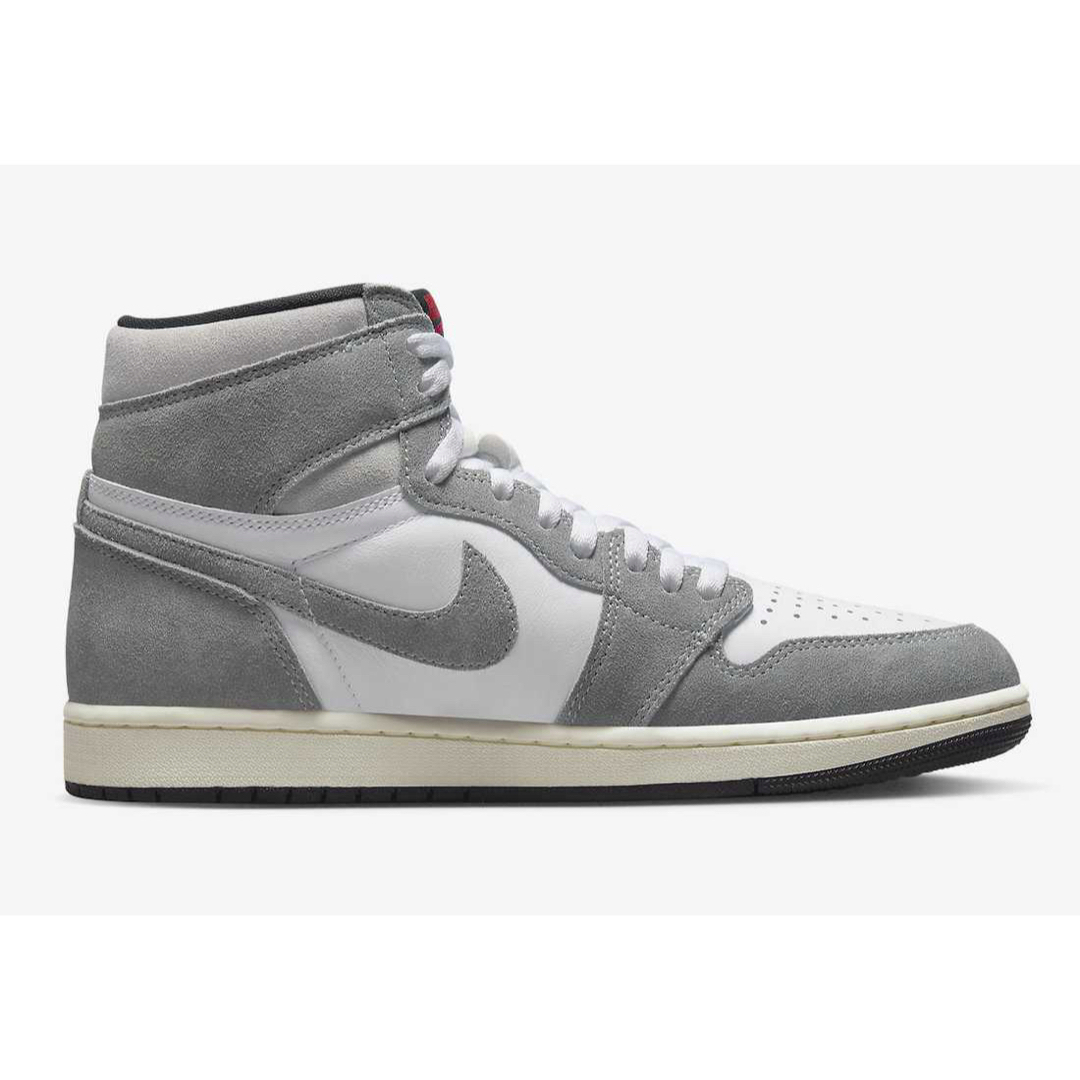 Jordan Brand（NIKE）(ジョーダン)のNike Air Jordan 1 Black and Smoke Grey メンズの靴/シューズ(スニーカー)の商品写真