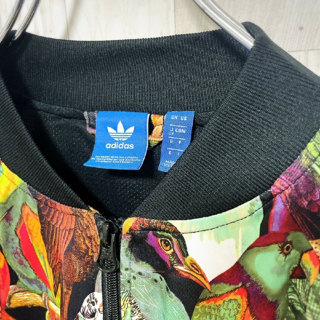 Originals（adidas）(オリジナルス)の【人気柄】adidas　アディダス　カラフルbird 　総柄ジャージ XL レディースのトップス(その他)の商品写真