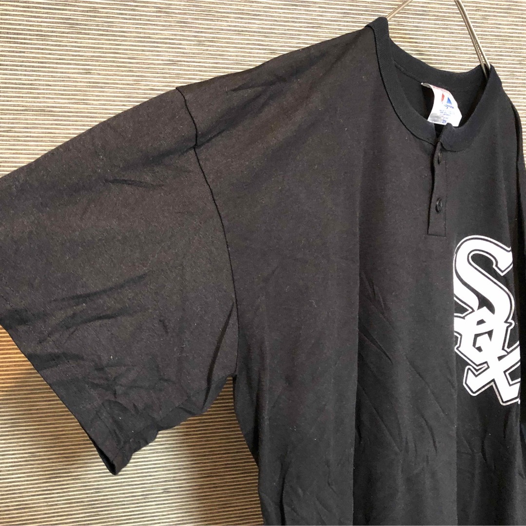 Majestic(マジェスティック)のマジェスティック】半袖Tシャツ　ヘンリーネック　ホワイトソックス　MLB　黒37 メンズのトップス(Tシャツ/カットソー(半袖/袖なし))の商品写真