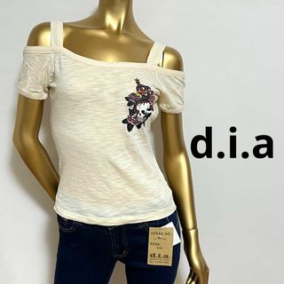 ダイア(d.i.a)の【2686】d.i.a オフショル トップス F スカル(カットソー(半袖/袖なし))