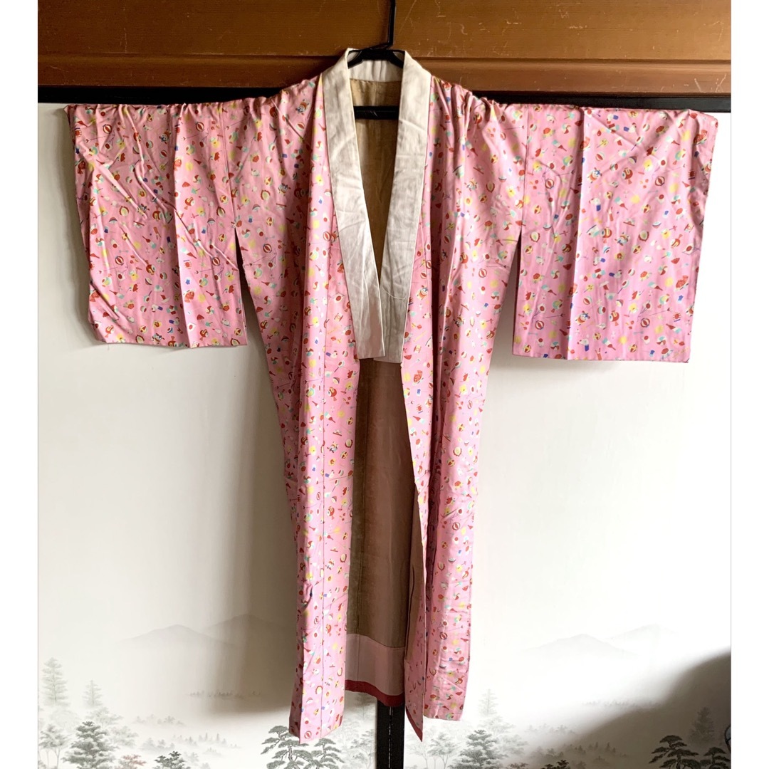 ◆着物 長襦袢 花柄 和装 振袖 単衣 羽織 縁起物 紋 ピンク 昭和レトロ レディースの水着/浴衣(着物)の商品写真