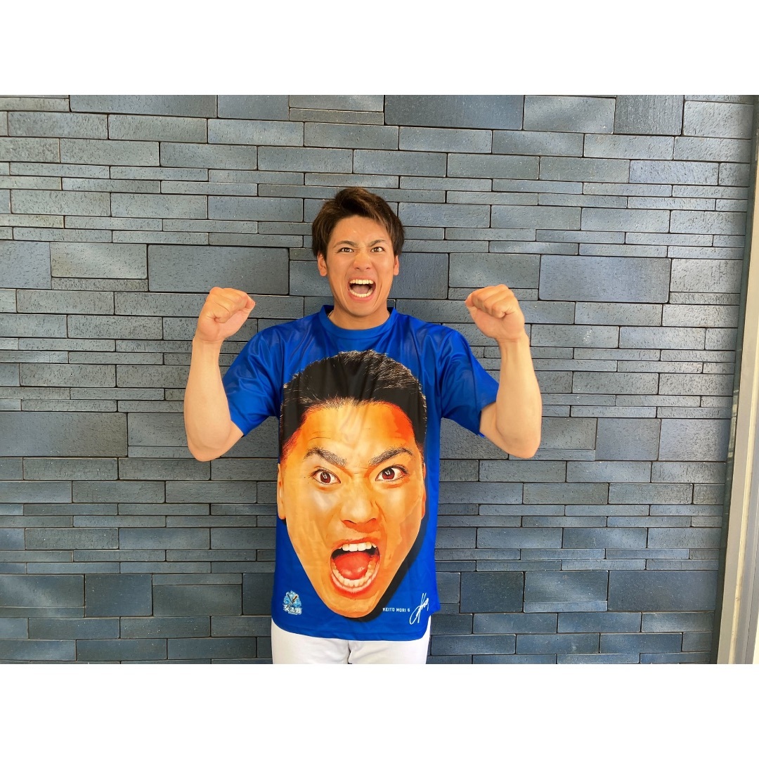 横浜ベイスターズ 選手顔プリントTシャツ 4枚セット