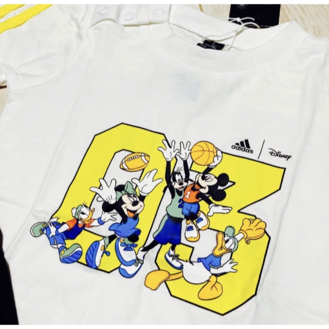 adidas(アディダス)のアディダス★新品 ディズニー ミッキー柄 Tシャツ セットアップ 90 キッズ/ベビー/マタニティのキッズ服男の子用(90cm~)(Tシャツ/カットソー)の商品写真