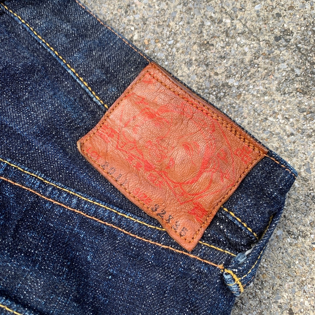 EVISU(エビス)のEvisu LOT2011 Slim Tapered Denim メンズのパンツ(デニム/ジーンズ)の商品写真