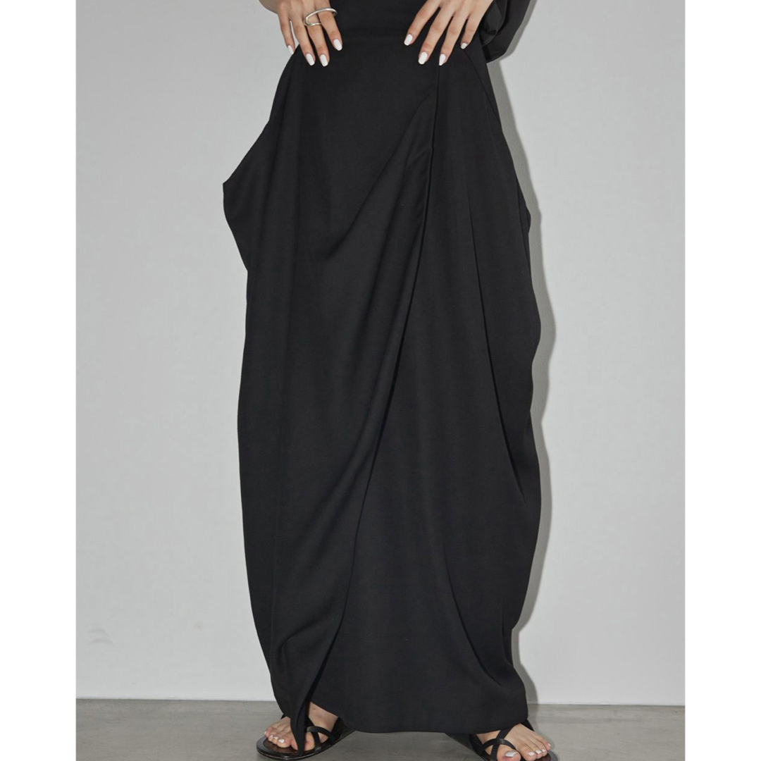 TODAYFUL(トゥデイフル)のDrape Satin Skirt TODAYFUL Lifes スカート レディースのスカート(ロングスカート)の商品写真