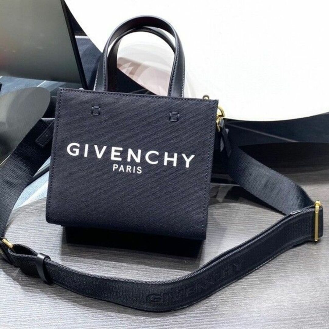 GIVENCHY - GIVENCHYキャンバス G ミニトートバッグの通販 by Zera's