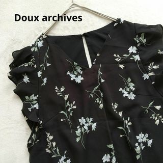 ドゥアルシーヴ(Doux archives)のドゥアルシーヴ ブラウス フリルスリーブ 花柄 総柄(シャツ/ブラウス(半袖/袖なし))