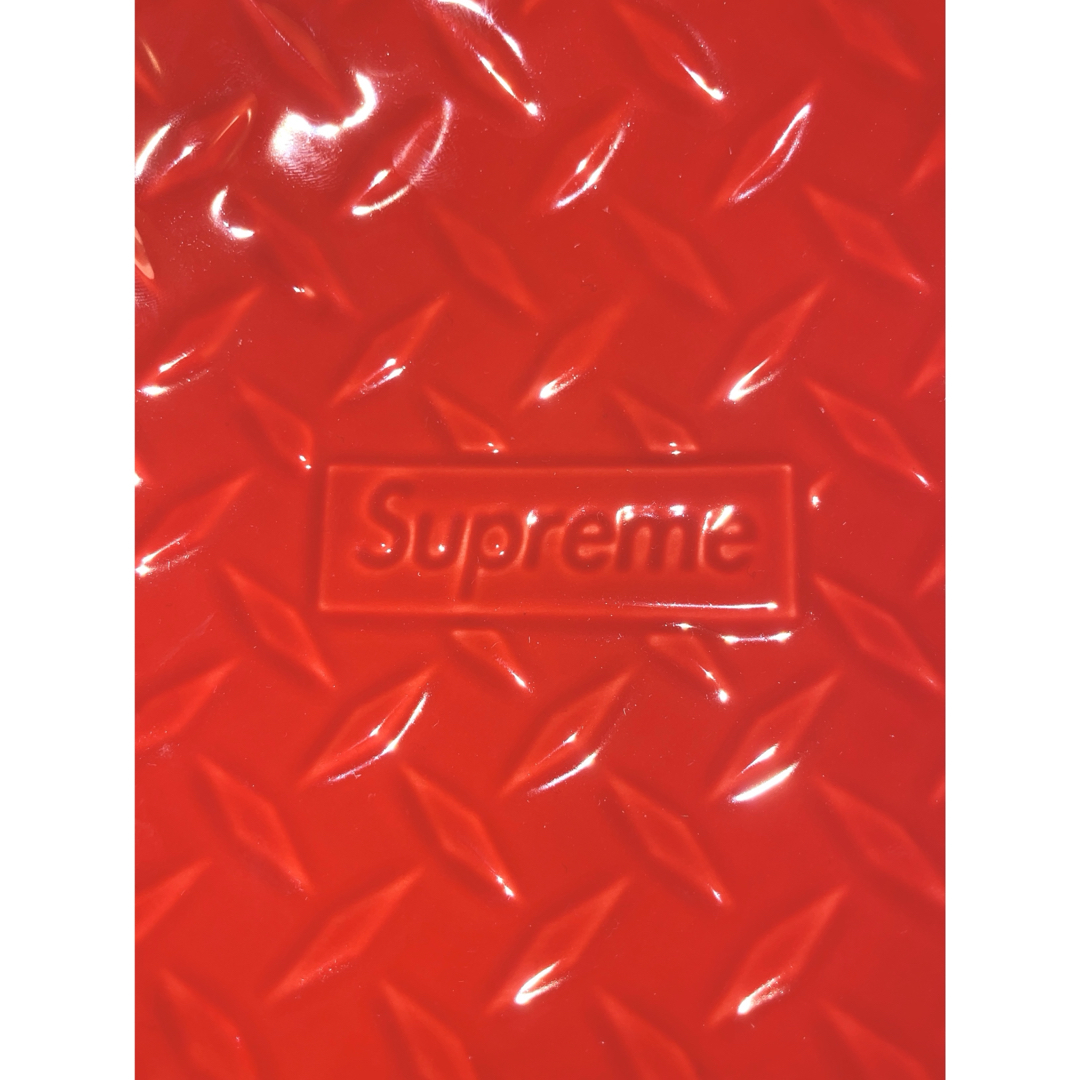 【新品・未使用】 Supreme Diamond Plate Dog Bowl