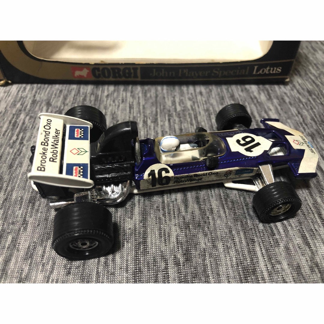 ミニカー　スポーツカー　コーギー　corgi 154 racing car 2