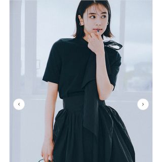 ルーニィ(LOUNIE)のLOUNIE   【佐藤佳菜子さんコラボ】ボウタイプルオーバー　新品未使用(シャツ/ブラウス(半袖/袖なし))