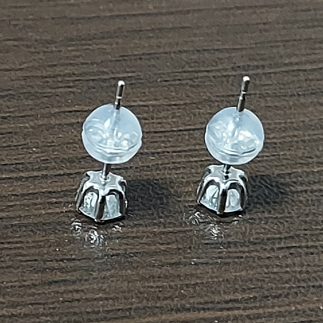 ダイヤモンドピアス 0.5ct