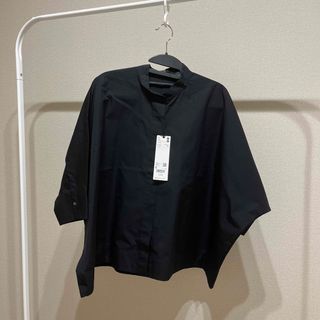 ユニクロ(UNIQLO)のスーピマコットンドルマンスリーブシャツ(新品タグ付き)(シャツ/ブラウス(長袖/七分))