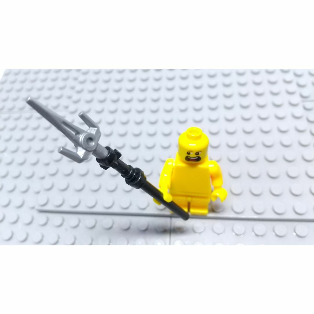 グングニル　LEGO互換　レゴ武器　ランス　槍　インテリア　北欧神話　夏休み エンタメ/ホビーのフィギュア(SF/ファンタジー/ホラー)の商品写真