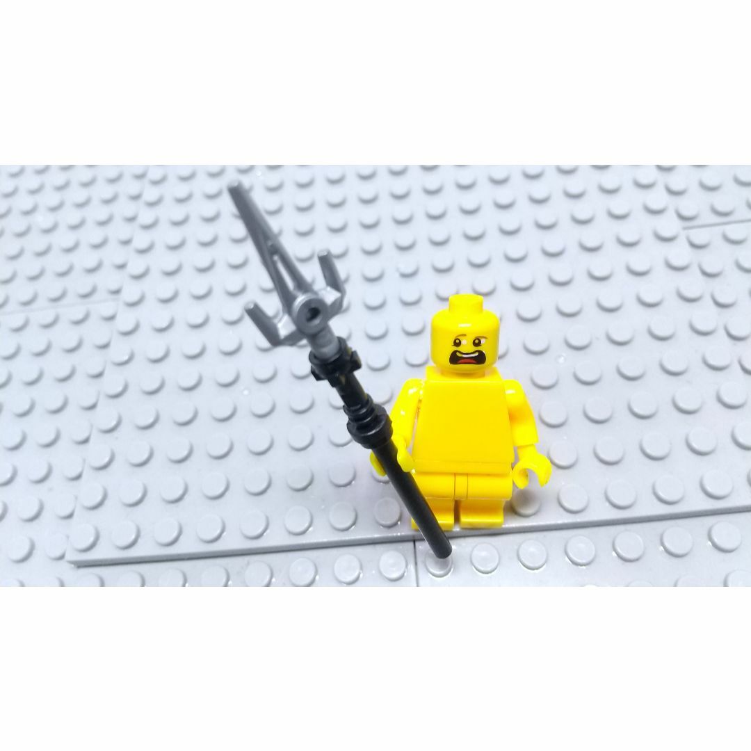 グングニル　LEGO互換　レゴ武器　ランス　槍　インテリア　北欧神話　夏休み エンタメ/ホビーのフィギュア(SF/ファンタジー/ホラー)の商品写真