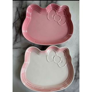 ルクルーゼ(LE CREUSET)の【専用】ル・クルーゼ　サンリオコラボ　キティちゃん(食器)