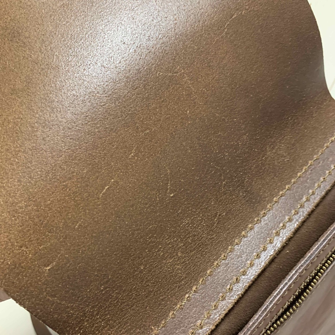 HERZ(ヘルツ)のヘルツ　棒屋根　ぽってリュック　チョコ　レザー　本革　ゲンテン レディースのバッグ(リュック/バックパック)の商品写真