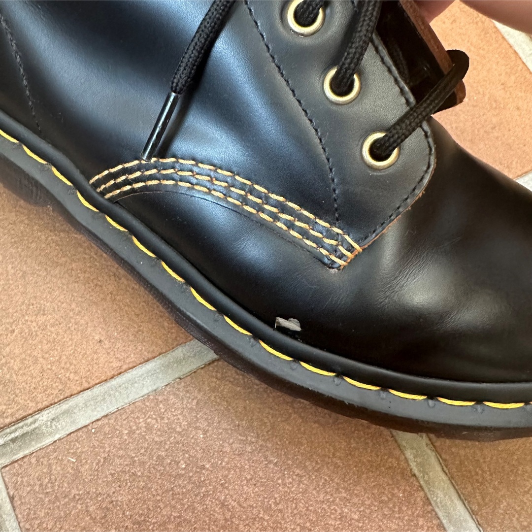 Dr.Martens(ドクターマーチン)のDr.Martens Archive 101 Arc 6 Eye Boot レディースの靴/シューズ(ブーツ)の商品写真