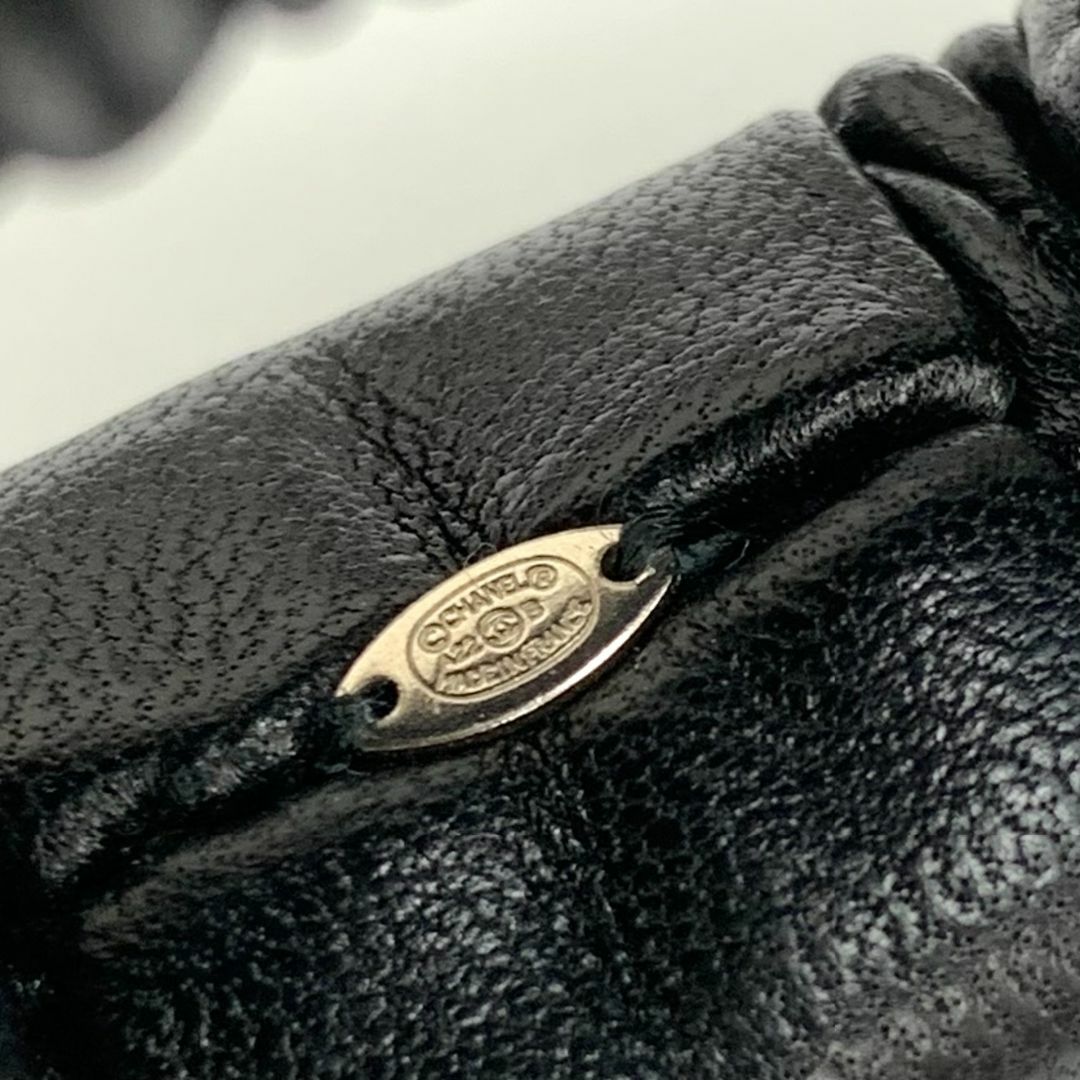 CHANEL - 7117 未使用 シャネル ココマーク ラインストーン ラムスキン