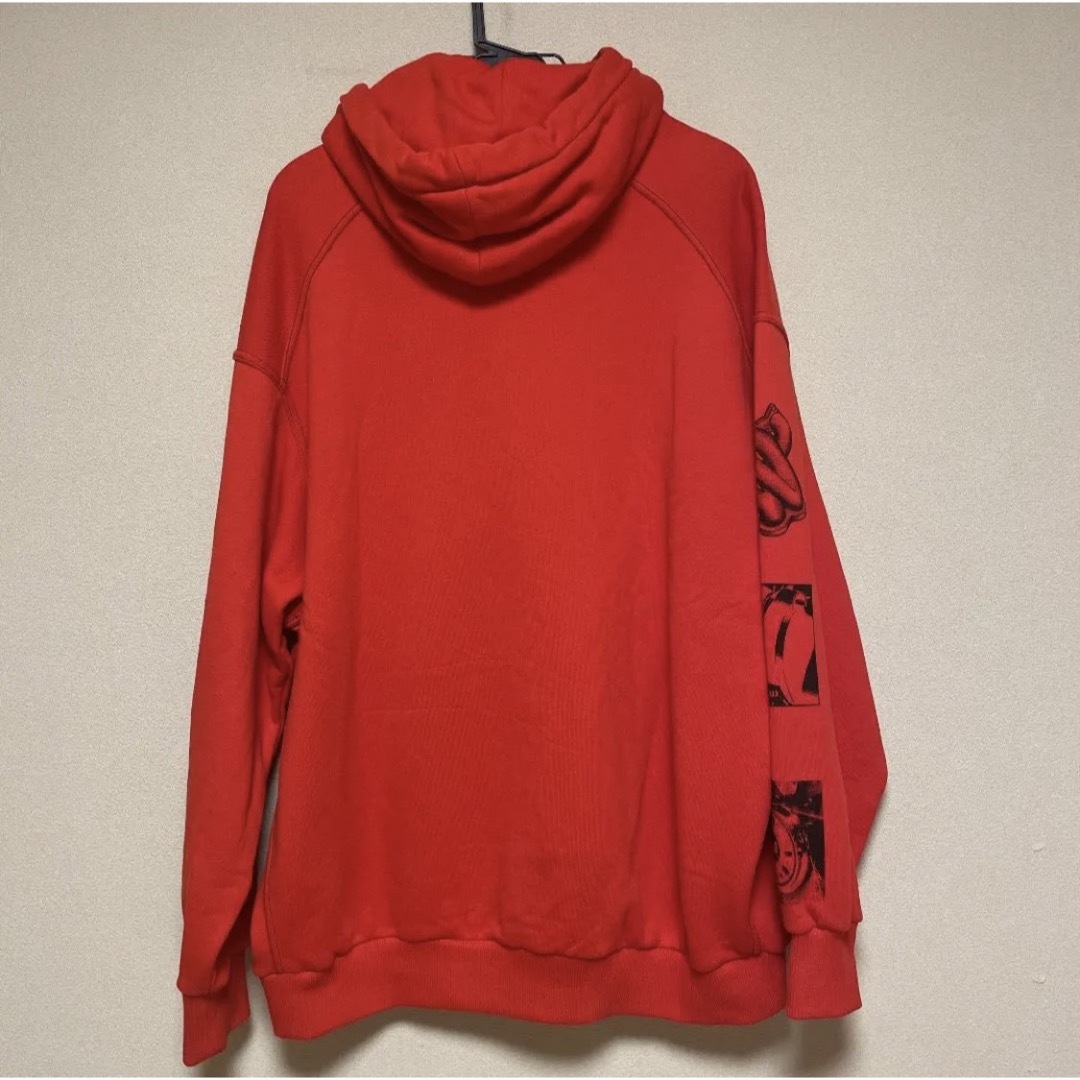 GIVENCHY(ジバンシィ)のGIVENCHY パーカー　RED メンズのトップス(パーカー)の商品写真