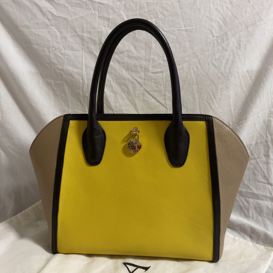 Furla(フルラ)の美品♪ FURLA オリンピア トートバッグ 2way イエロー 保存袋付 レディースのバッグ(トートバッグ)の商品写真