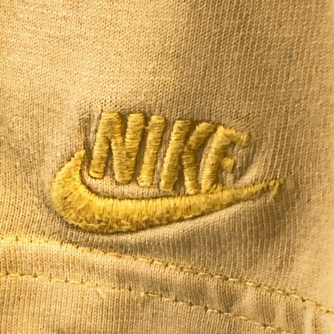 NIKE(ナイキ)のNIKE ナイキ　コットン　半袖Tシャツ　カットソー　刺繍ロゴ シンプル メンズのトップス(Tシャツ/カットソー(半袖/袖なし))の商品写真