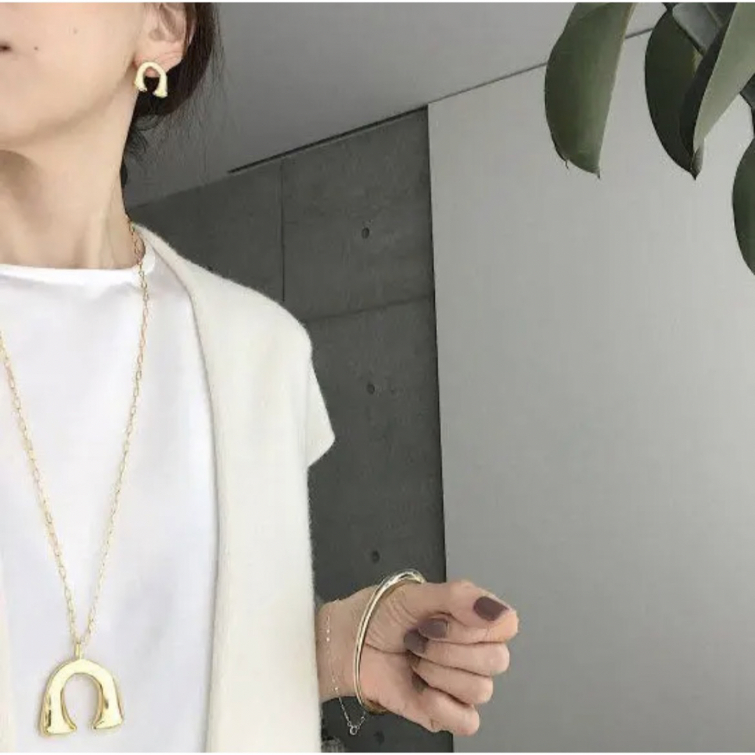 美品、未使用⭐︎CHIEKO+ bonheur necklace レディースのアクセサリー(ネックレス)の商品写真