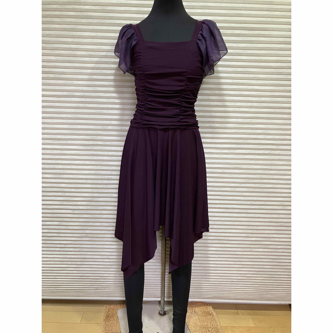w7385 シャーリングフィットアシンメトリードレス 2点以上まとめ買い値下げ レディースのフォーマル/ドレス(ミディアムドレス)の商品写真