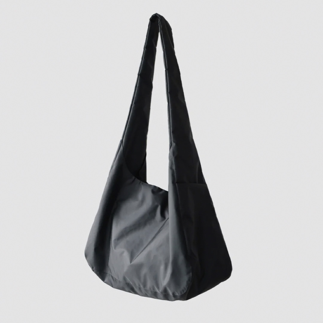 新品未使用　clesste everyday bag black