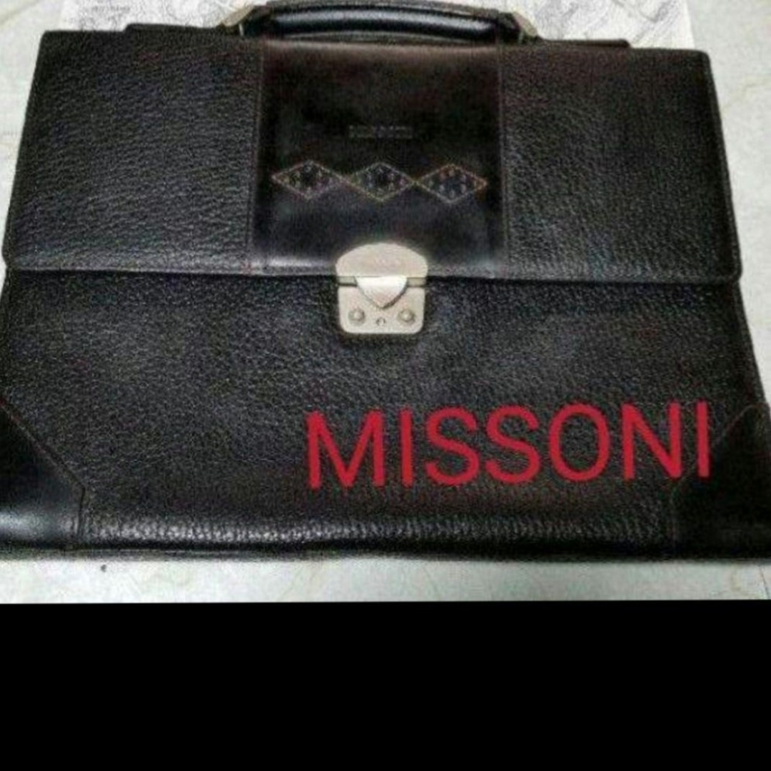 ミッソーニのビジネスバッグです
