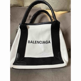バレンシアガ(Balenciaga)のバレンシアガ　ネイビーカバ　XS ハンドバッグ(ハンドバッグ)