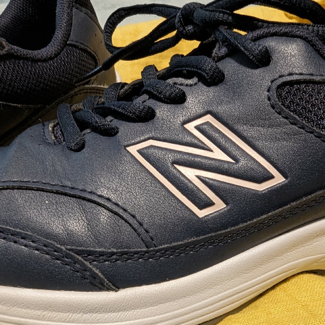 New Balance　スニーカ　22.5cm キッズ/ベビー/マタニティのキッズ靴/シューズ(15cm~)(スニーカー)の商品写真