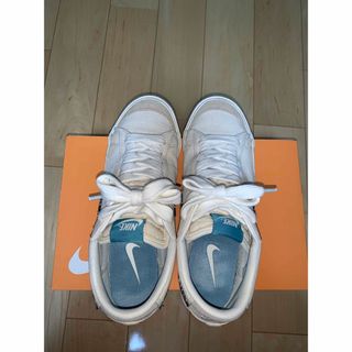 NIKE BLAZER LOW 