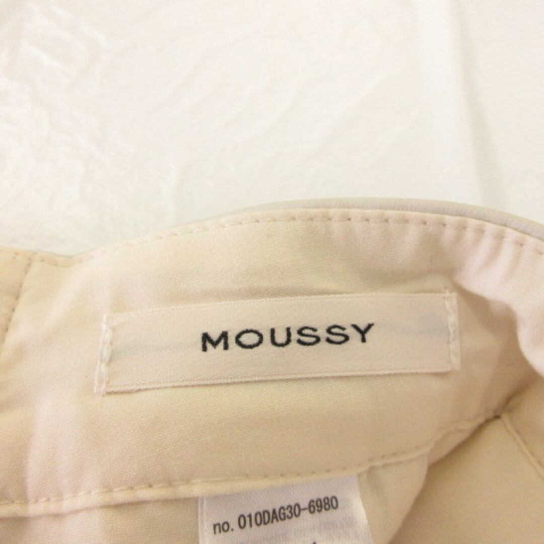 moussy(マウジー)のマウジー moussy キュロット ショートパンツ ハイウエスト 白 1 レディースのパンツ(ショートパンツ)の商品写真