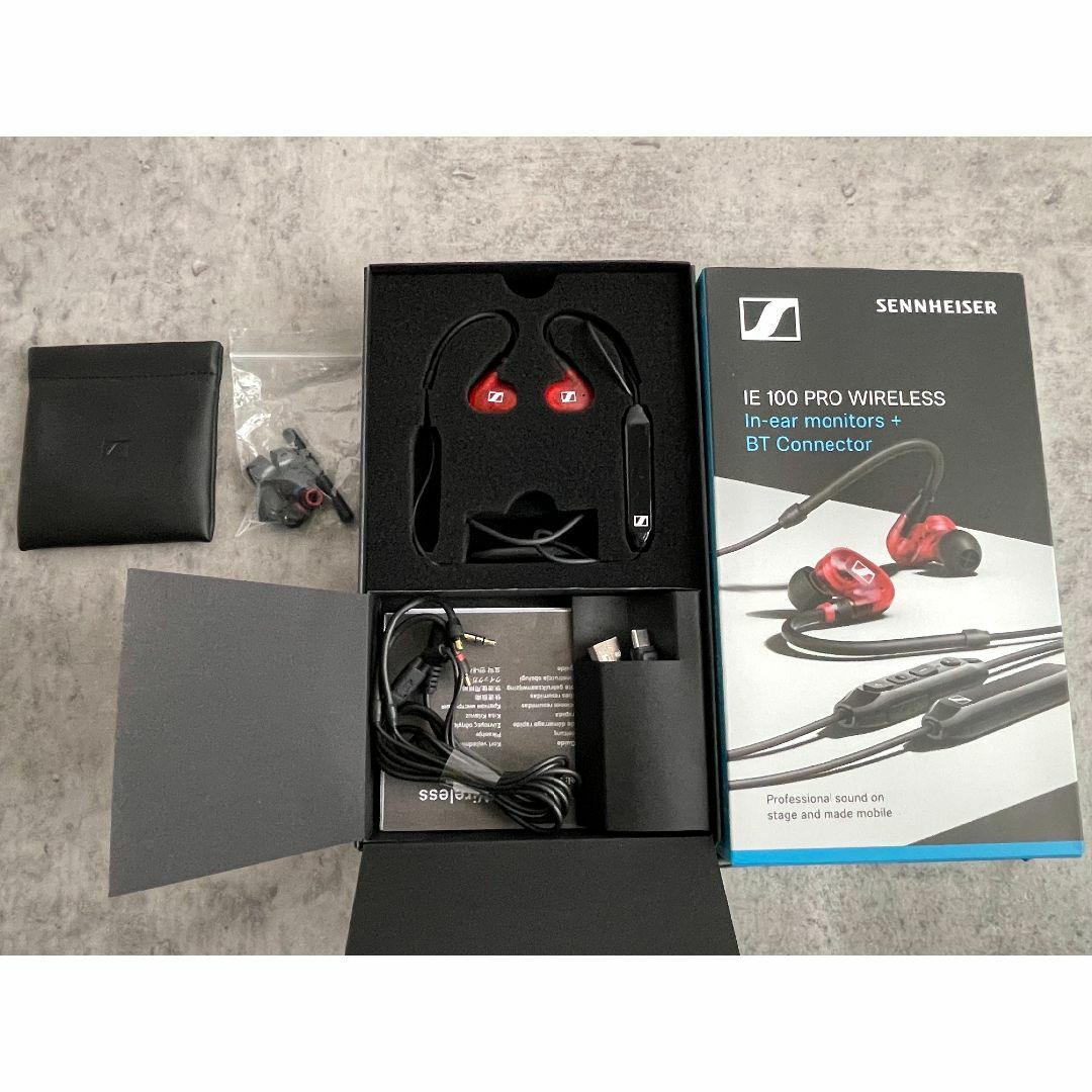 SENNHEISER(ゼンハイザー)の【美品】Sennheiser IE 100 PRO Wireless Red スマホ/家電/カメラのオーディオ機器(ヘッドフォン/イヤフォン)の商品写真