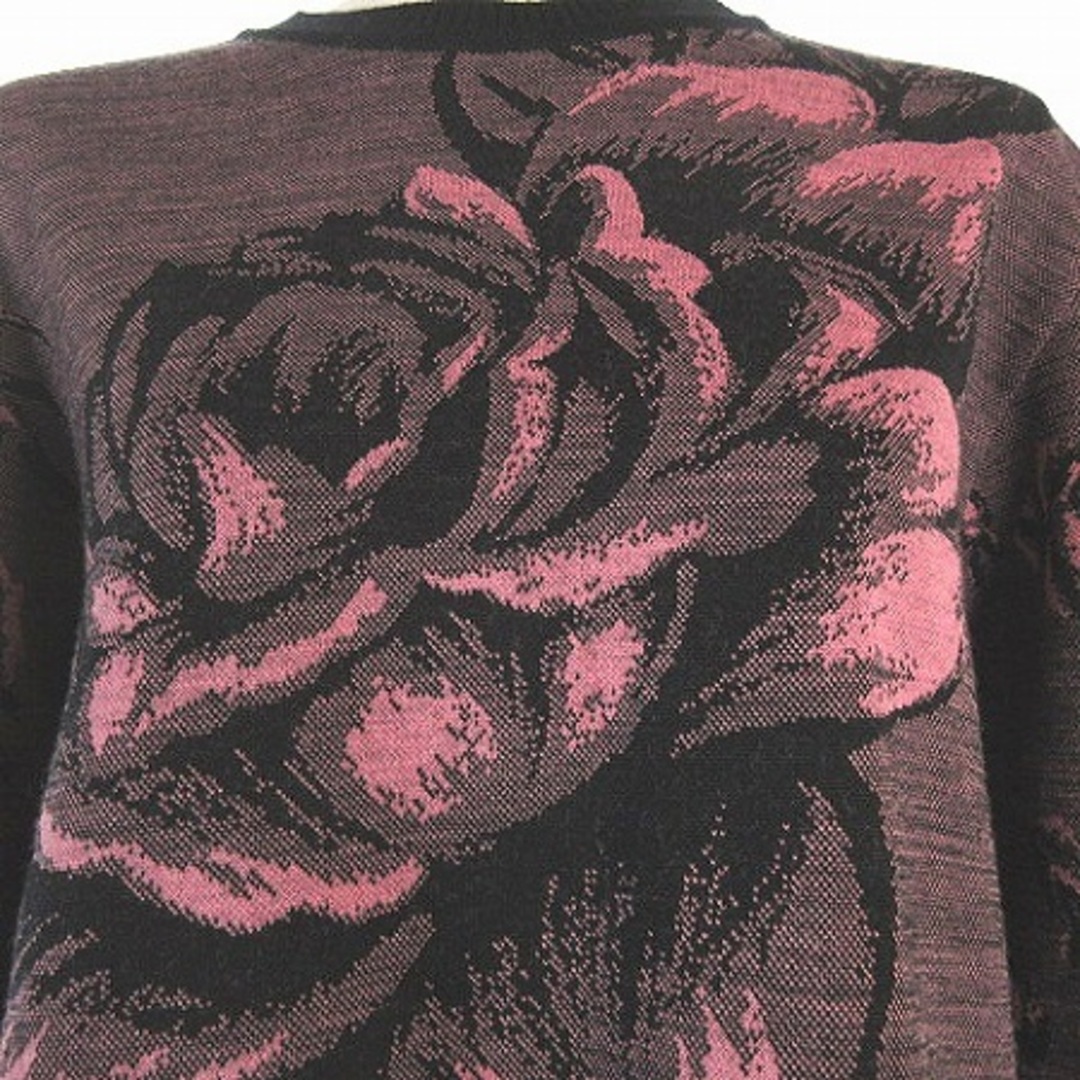 トクコプルミエヴォル ニット セーター 長袖 花柄 バラ 総柄 ピンク 黒