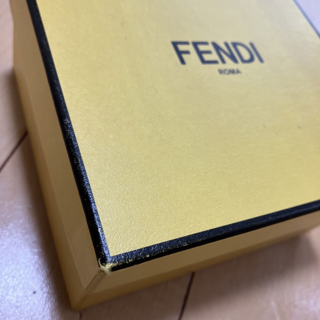 FENDI(フェンディ)のフェンディ　FENDI  ベビーシューズ　赤ちゃん靴　モンスター　バグズアイ　青 キッズ/ベビー/マタニティのベビー靴/シューズ(~14cm)(スニーカー)の商品写真